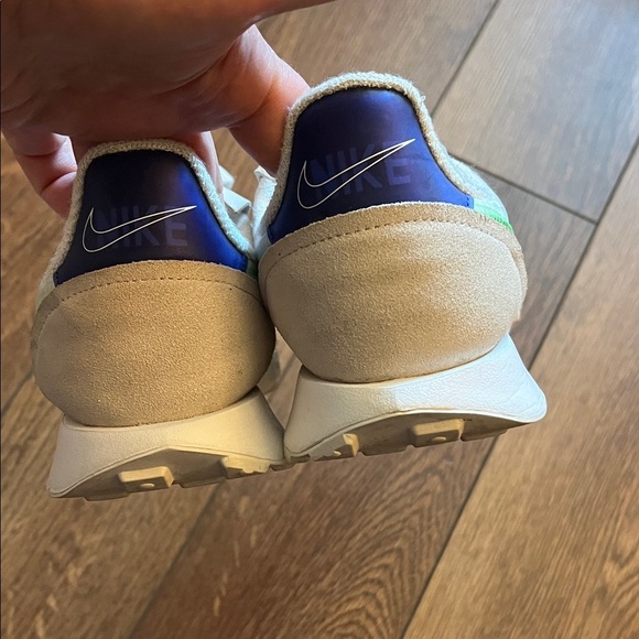 Nike Waffle Racer 2x Women's White and Orange Sneakers 7.5 - Picture 8 of 8